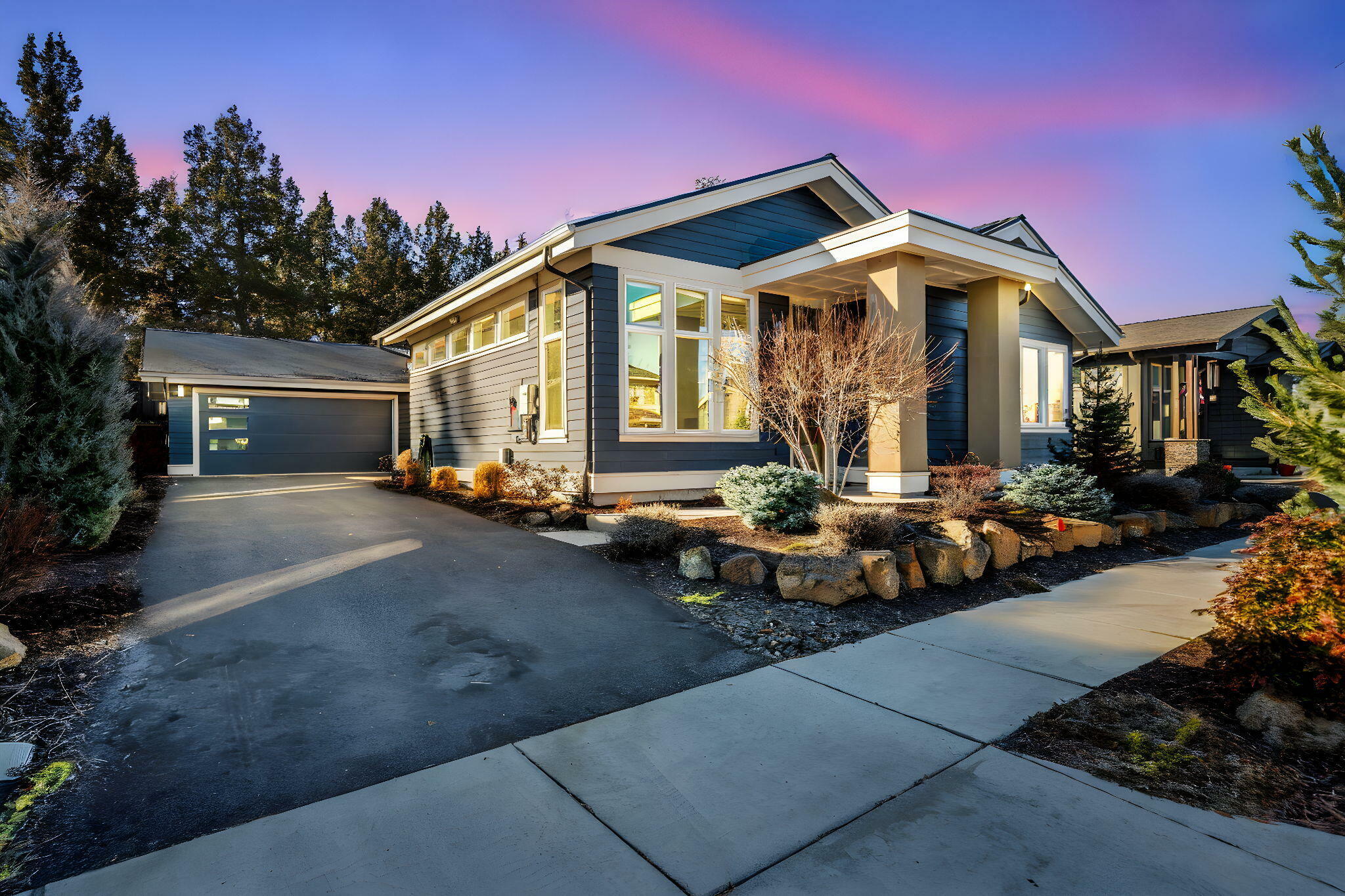 Property Photo: 617 SW Lannen Lane OR 97702