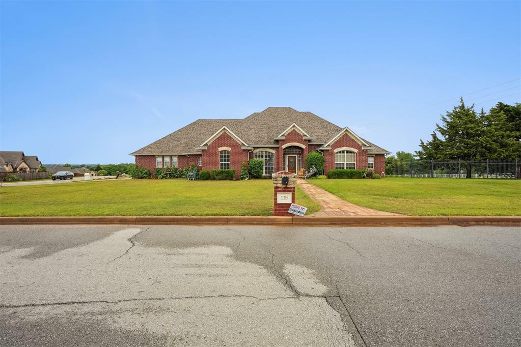 Property Photo: 116 Mission Hills Drive OK 73044