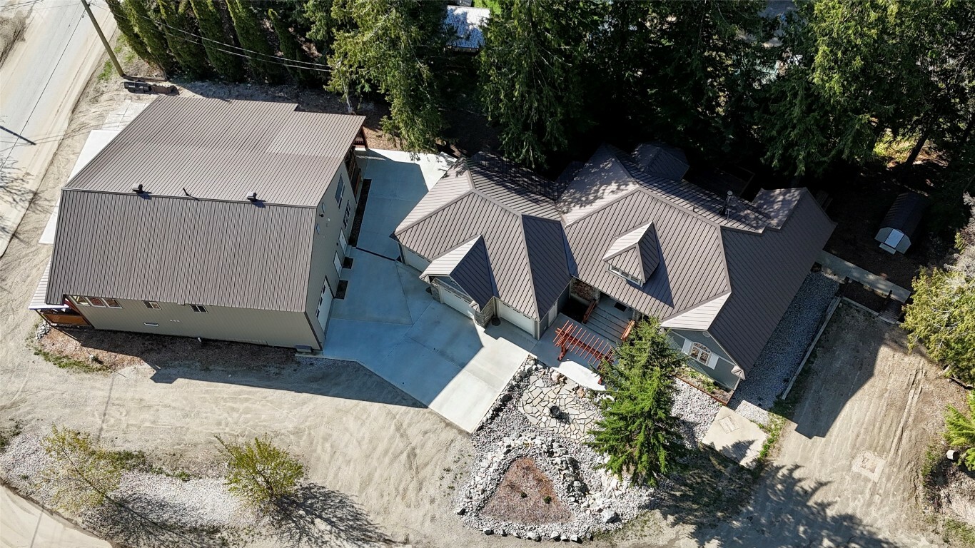Property Photo: 3297 Back Road Road BC V0E 2S0