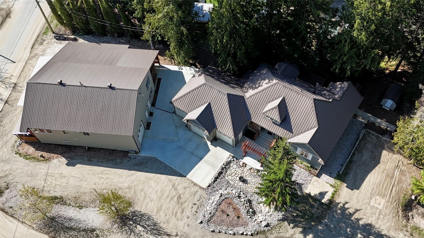 Property Photo: 3297 Back Road BC V0E 2S0