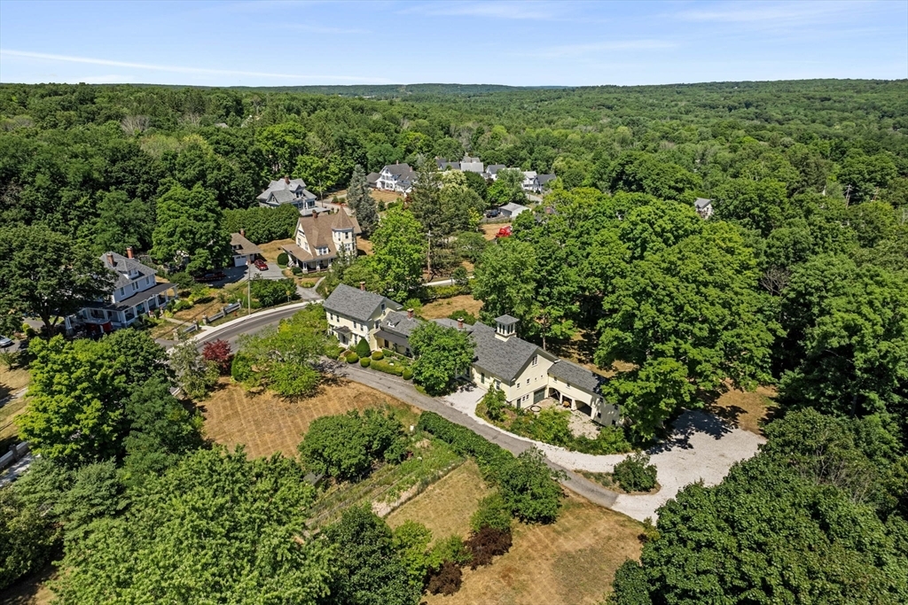83 Central St  Millville MA 01529 photo
