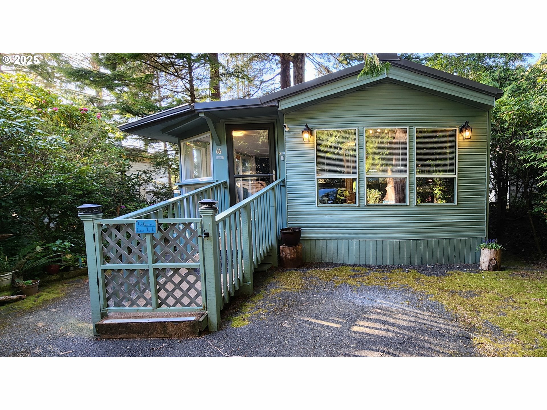 Property Photo: 3700 N Highway 101 66 OR 97341