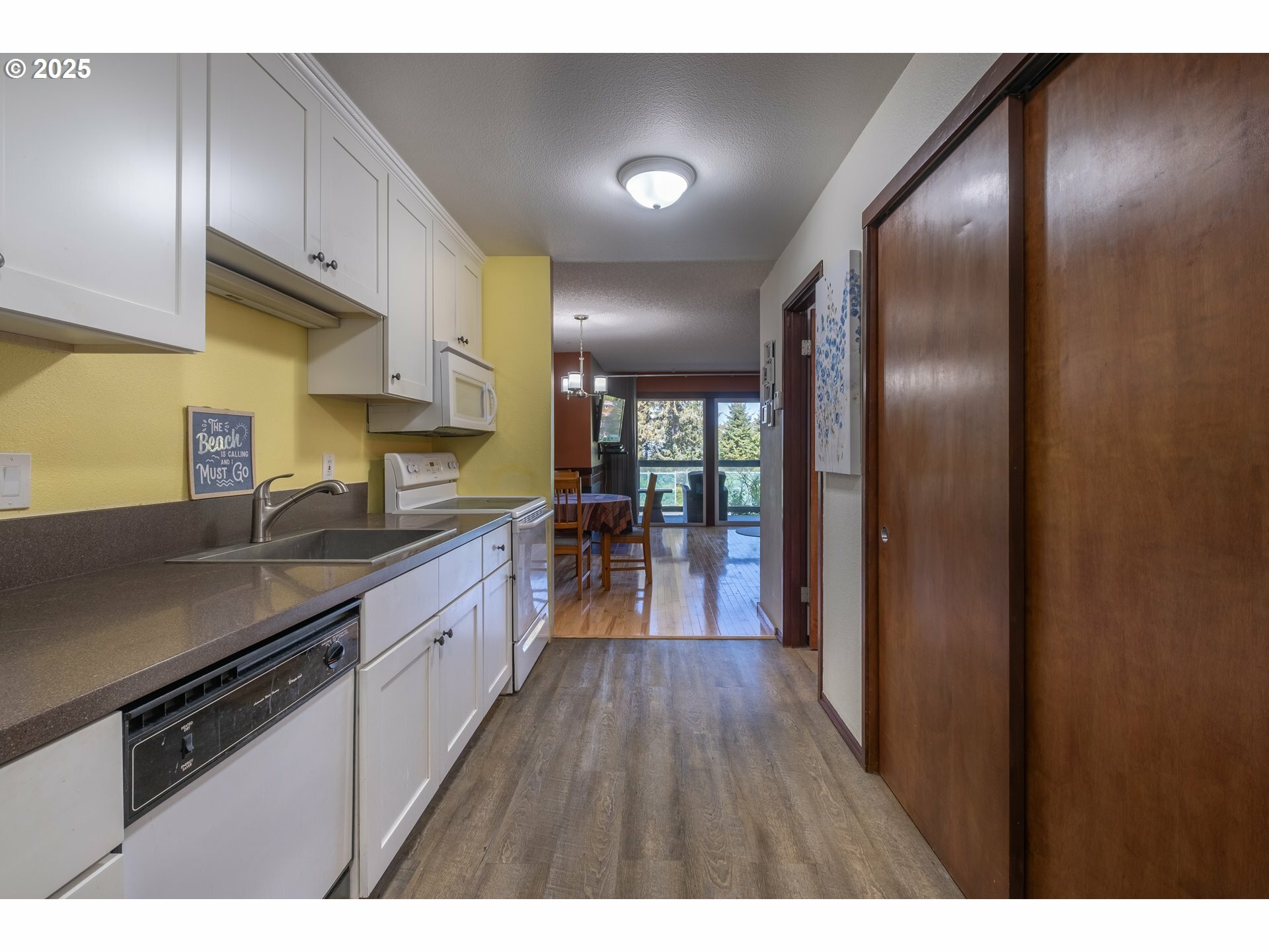Property Photo: 301 Otter Crest Loop 174/175 OR 97369