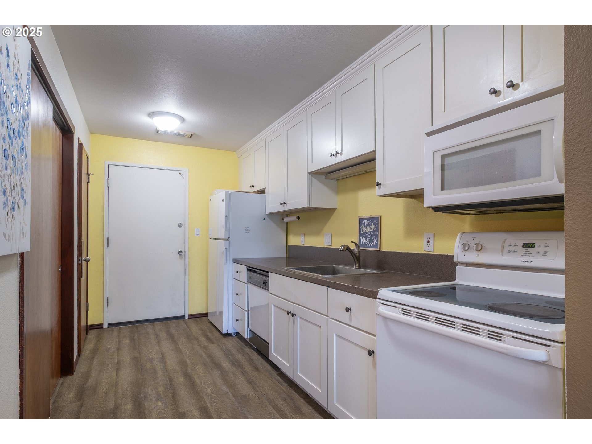 Property Photo: 301 Otter Crest Loop 174/175 OR 97369