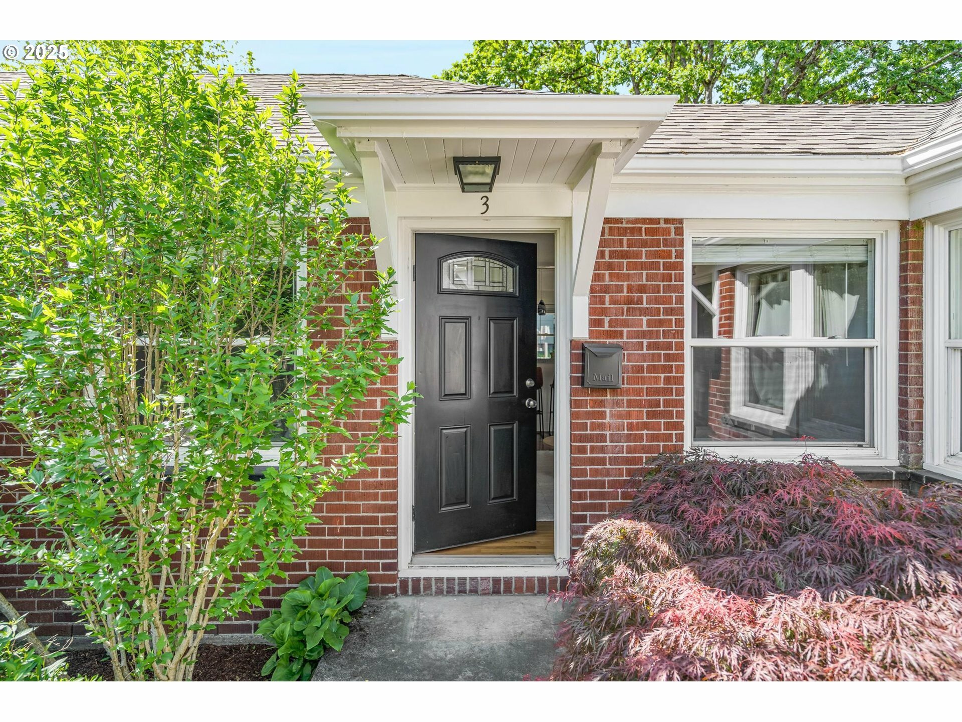 506 NE Rosa Parks Way 3  Portland OR 97211 photo