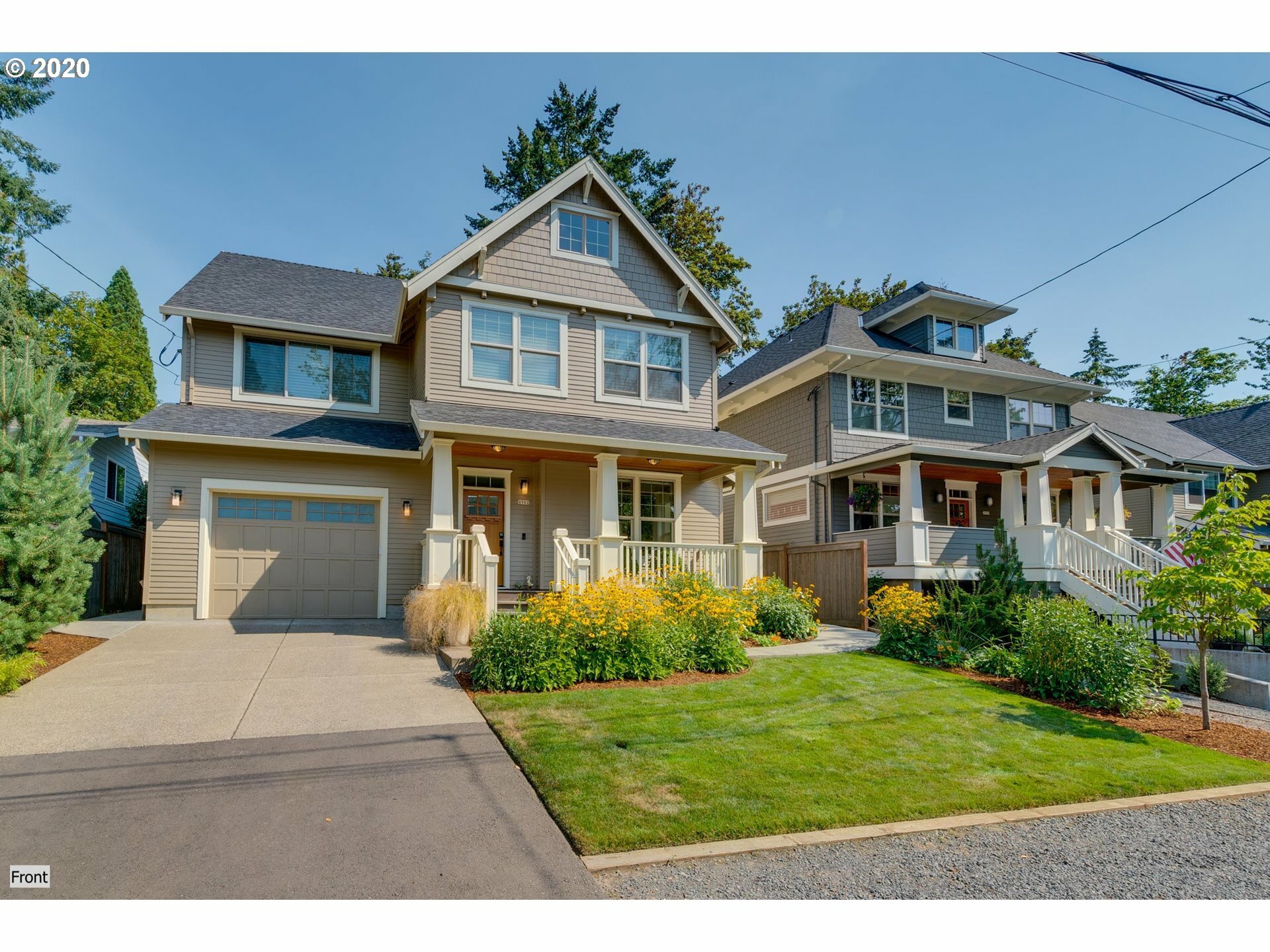 Property Photo: 8502 SW 46th Ave OR 97219