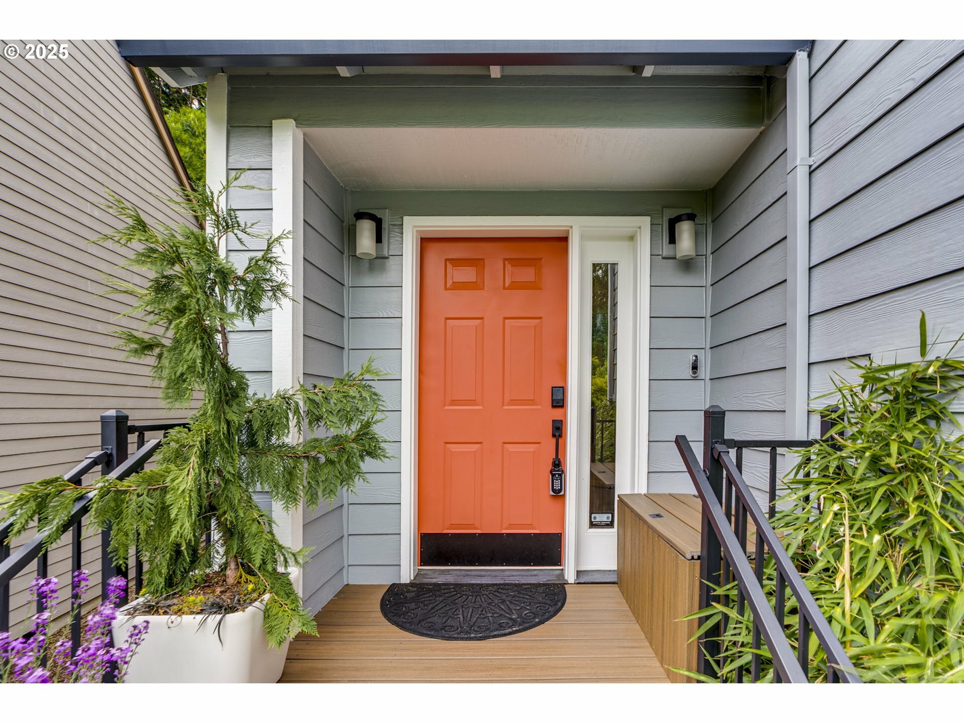 Property Photo: 9567 NW Arborview Dr OR 97229