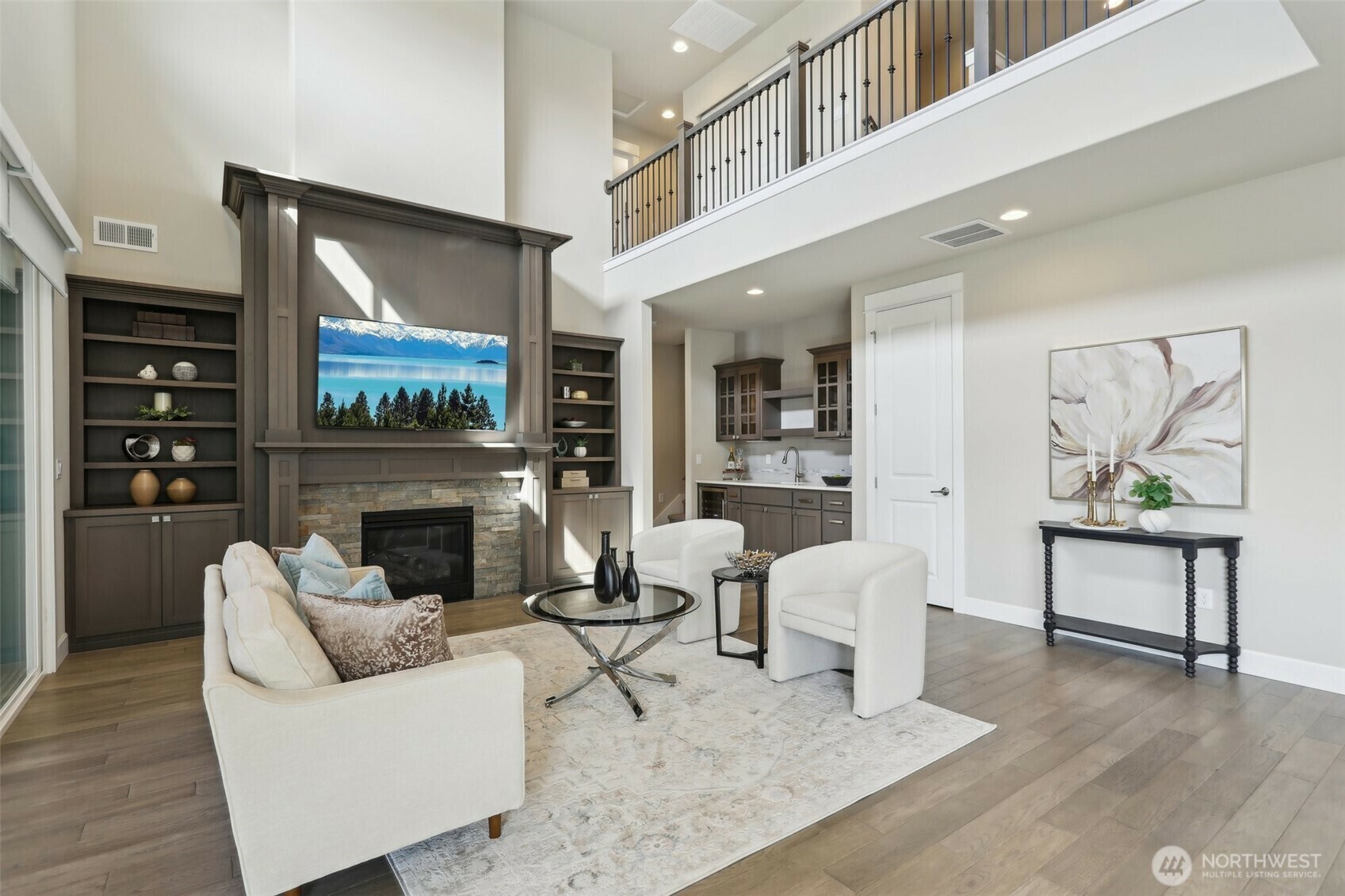 Property Photo: 14651 Crestwood Place E WA 98391