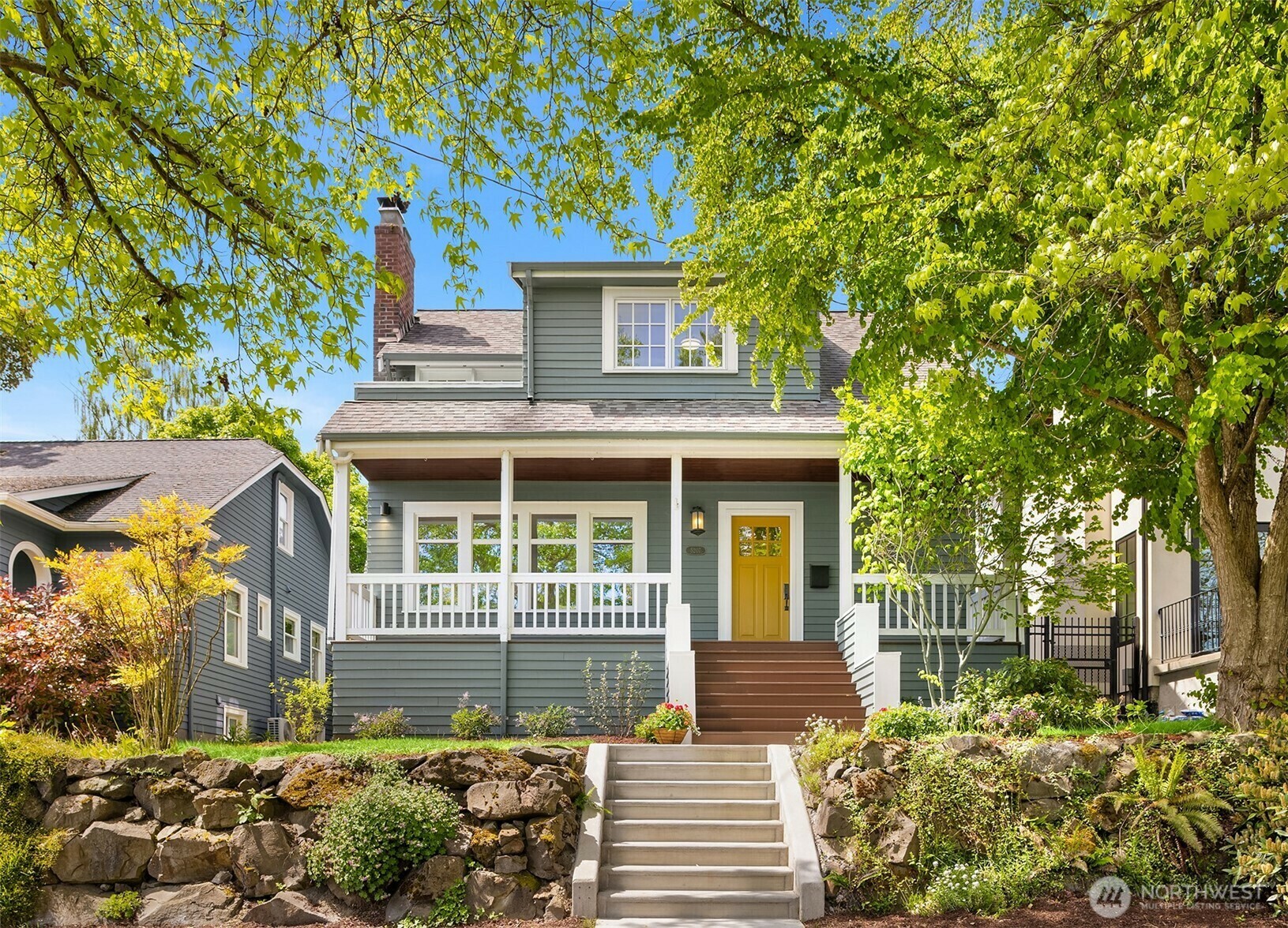 Property Photo: 5207 37th Avenue NE WA 98105