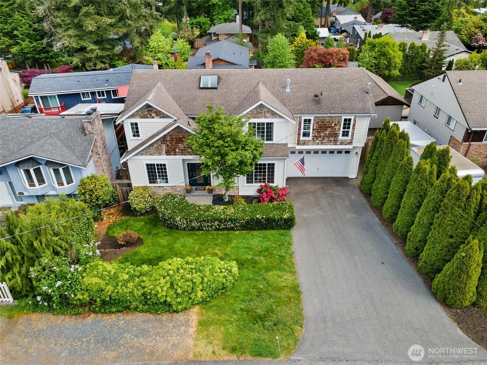 Property Photo:  22431  82nd Avenue W  WA 98026 