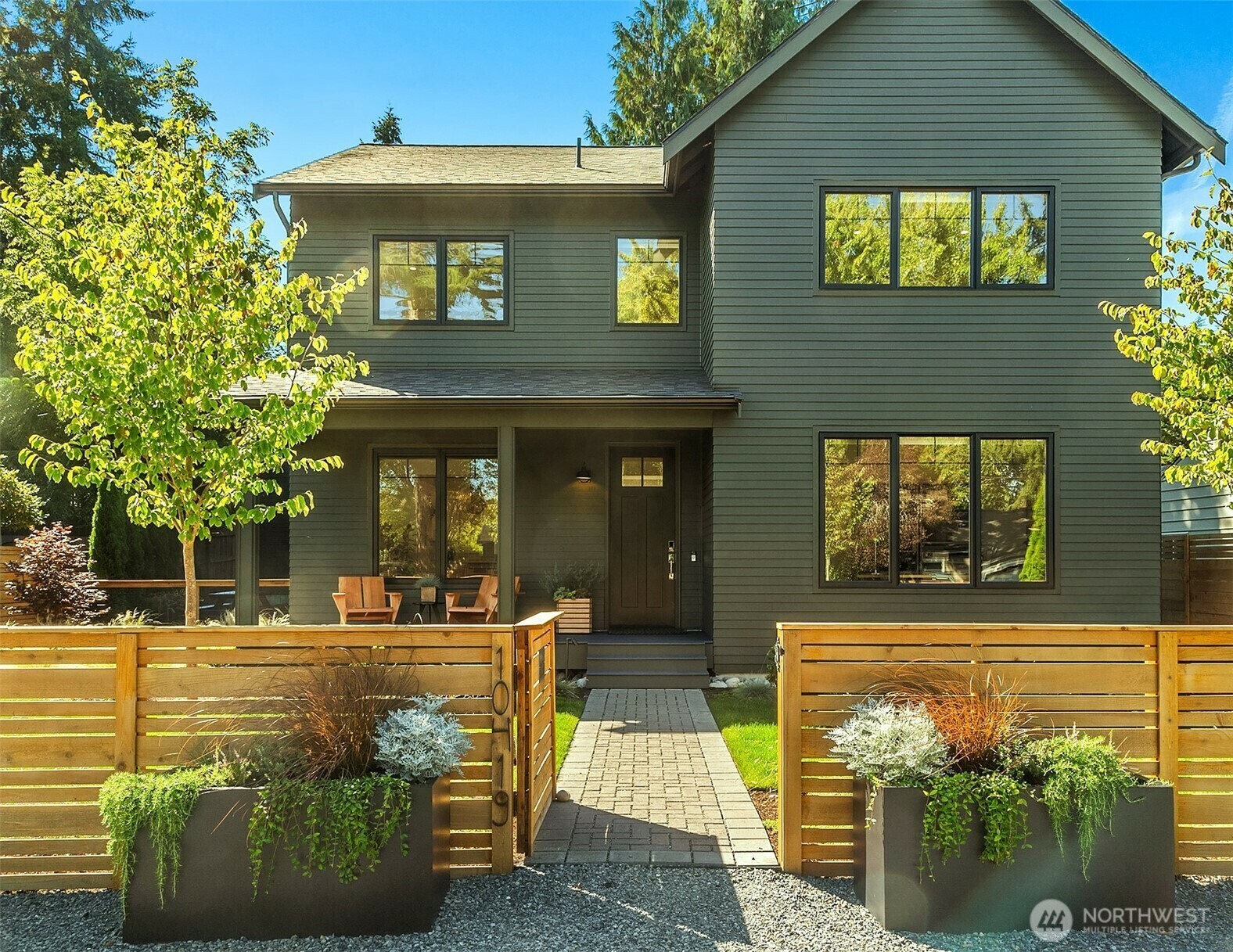 Property Photo:  10419  41st Avenue SW A  WA 98146 