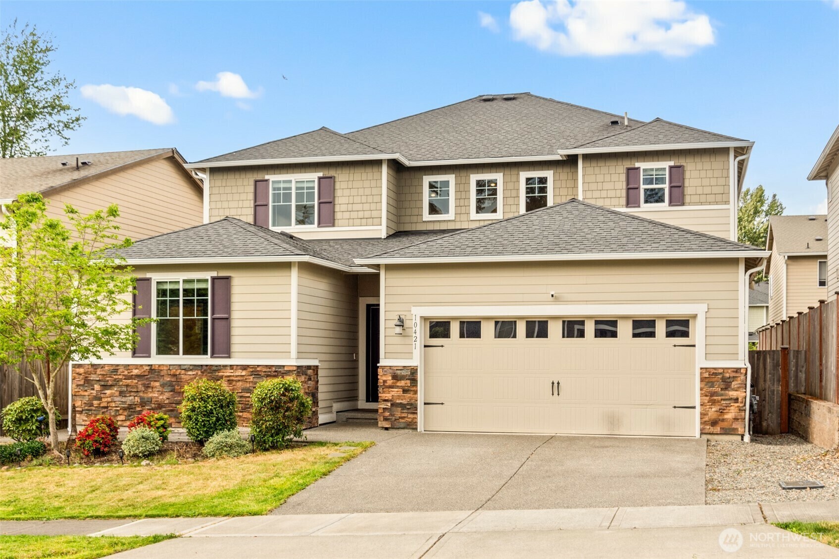 Property Photo: 10421 12th Street E WA 98372
