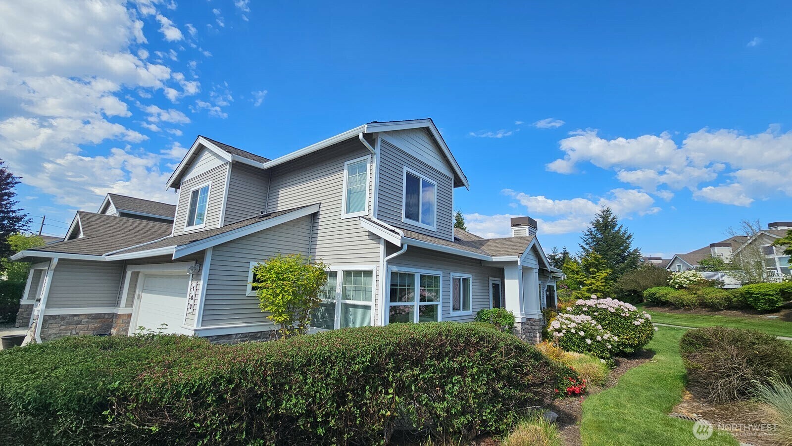 Property Photo: 5909 Panorama Drive SE 19-103 WA 98092