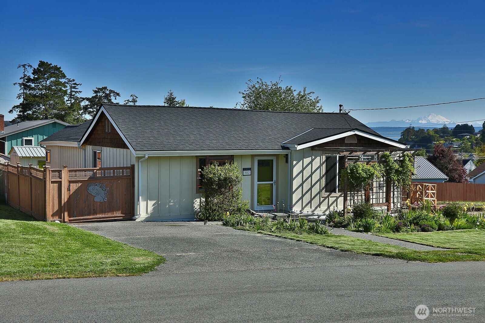 302 NE 5th Street  Coupeville WA 98239 photo