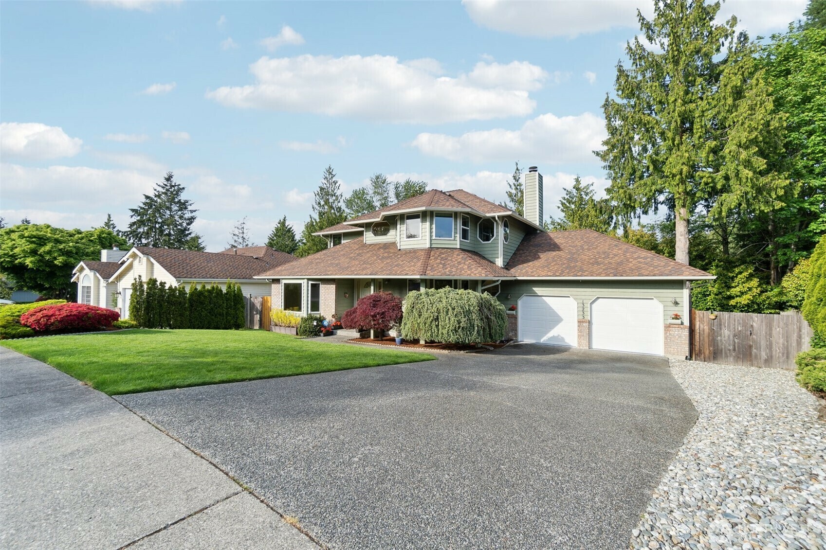 13233 W 44th Avenue W  Mukilteo WA 98275 photo