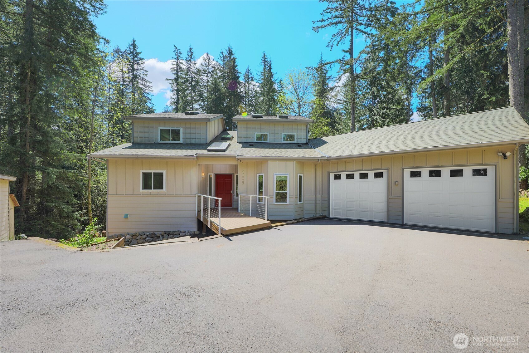 Property Photo: 27923 NE 49th Street WA 98053