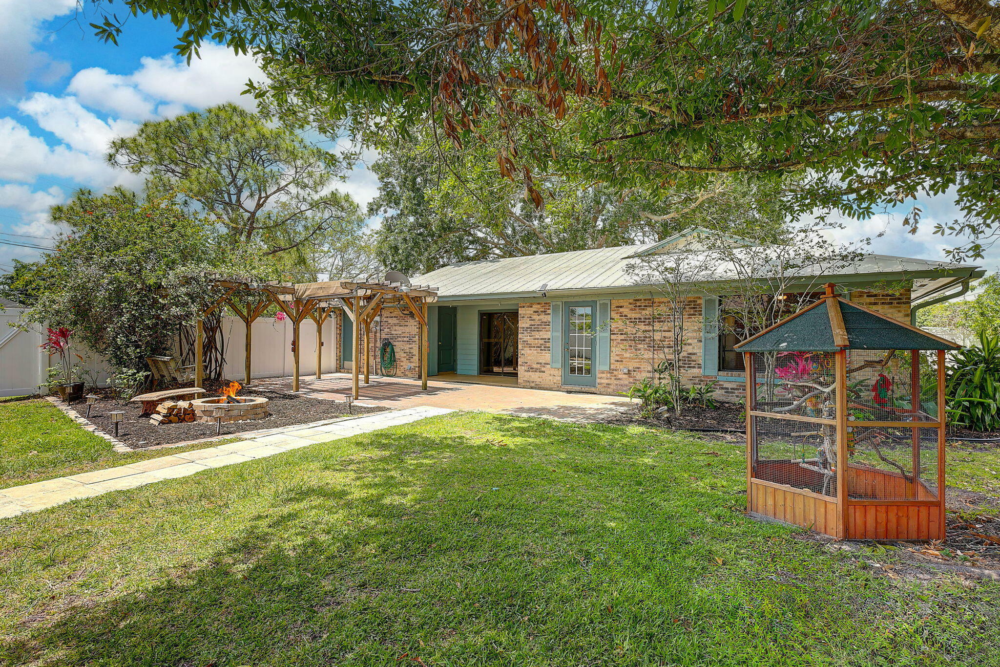 Property Photo: 1791 SW Boeing Street FL 34953