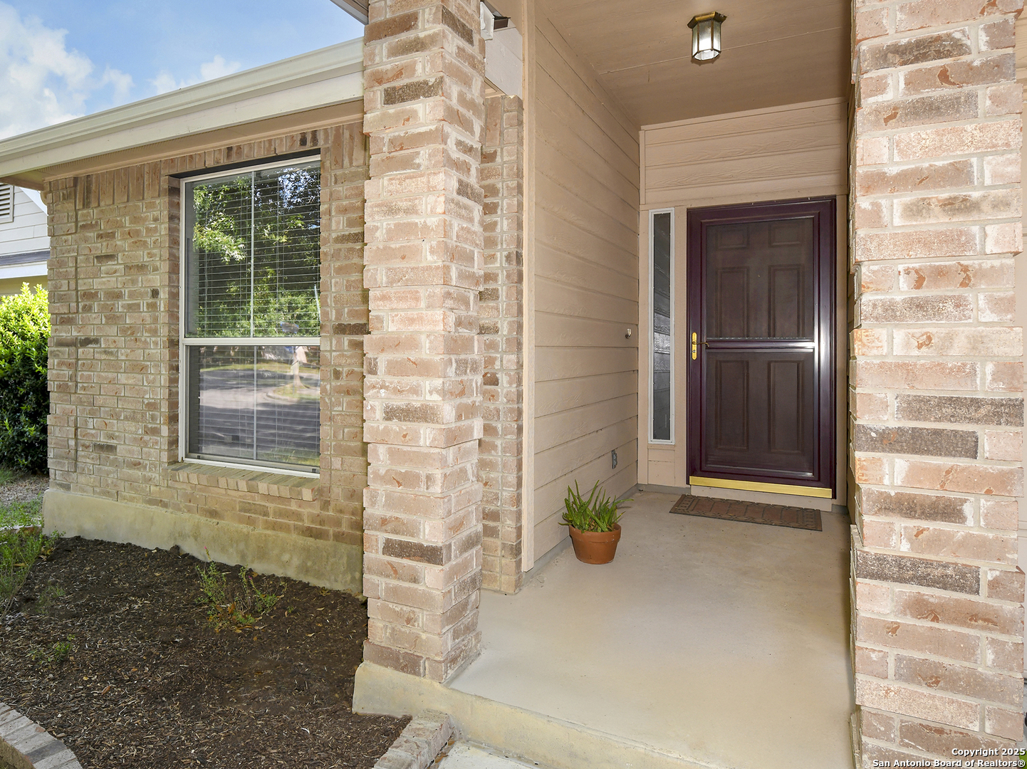 Property Photo: 11039 Caspian Spring TX 78254