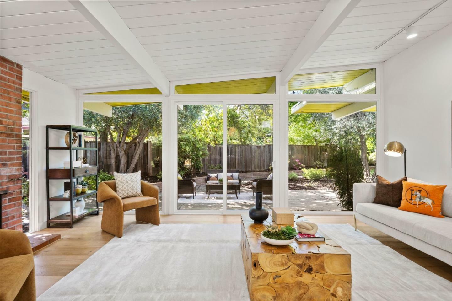 3310 Kenneth Drive  Palo Alto CA 94303 photo