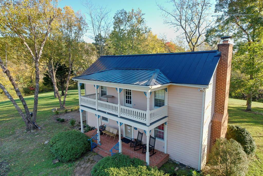Property Photo: 5722 James River Rd VA 24553