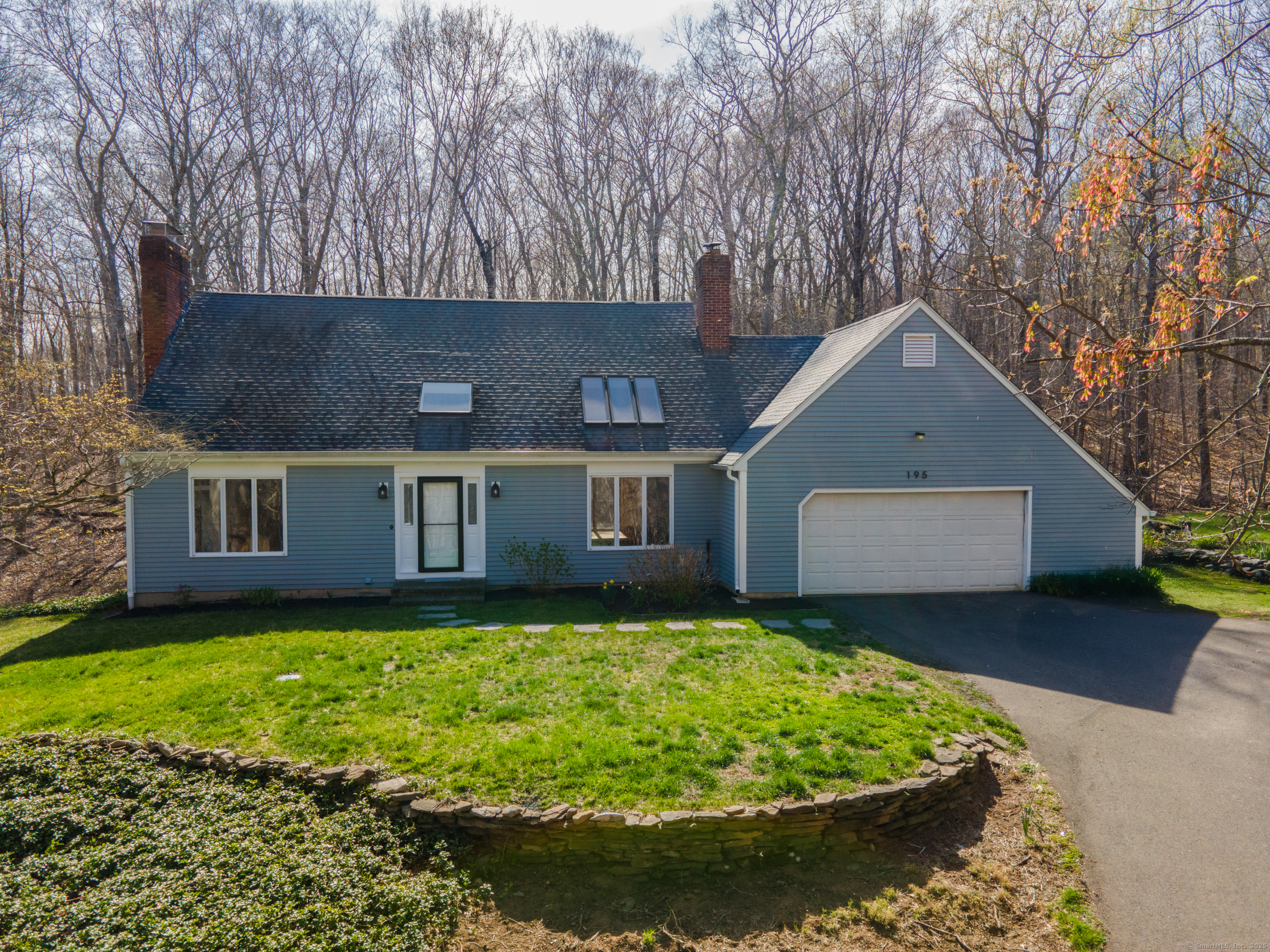 Property Photo: 195 Summer Hill Road CT 06443