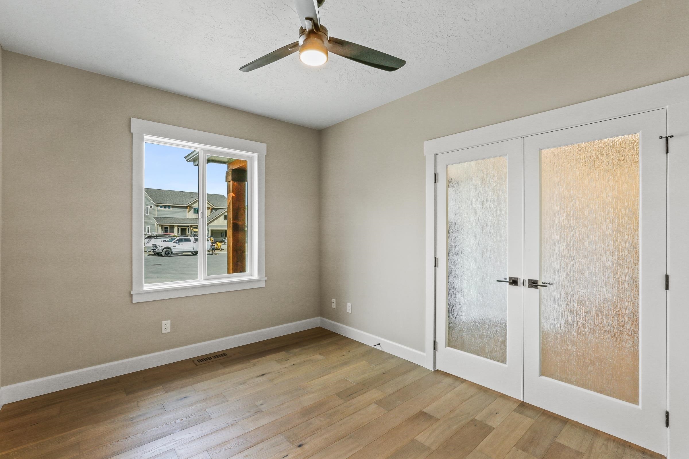 Property Photo: 5213 S Scout St WA 99223
