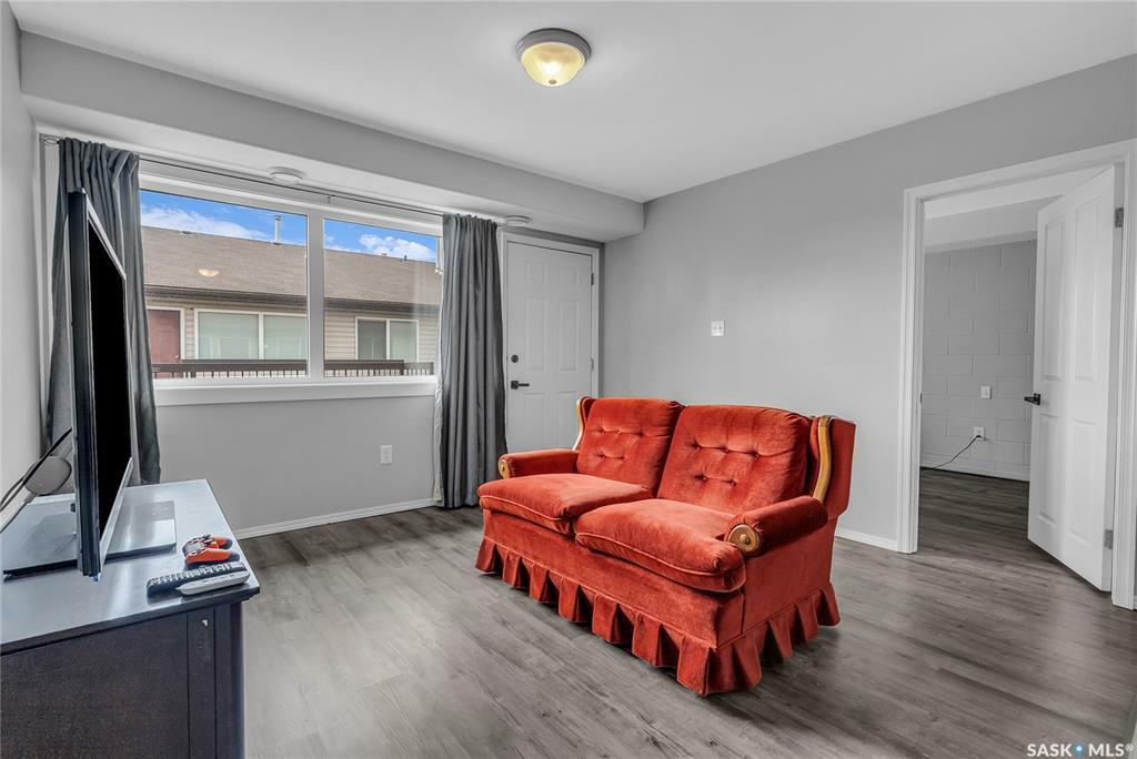 Photo de la propriété: 130 C Avenue N SK S7M 0R3