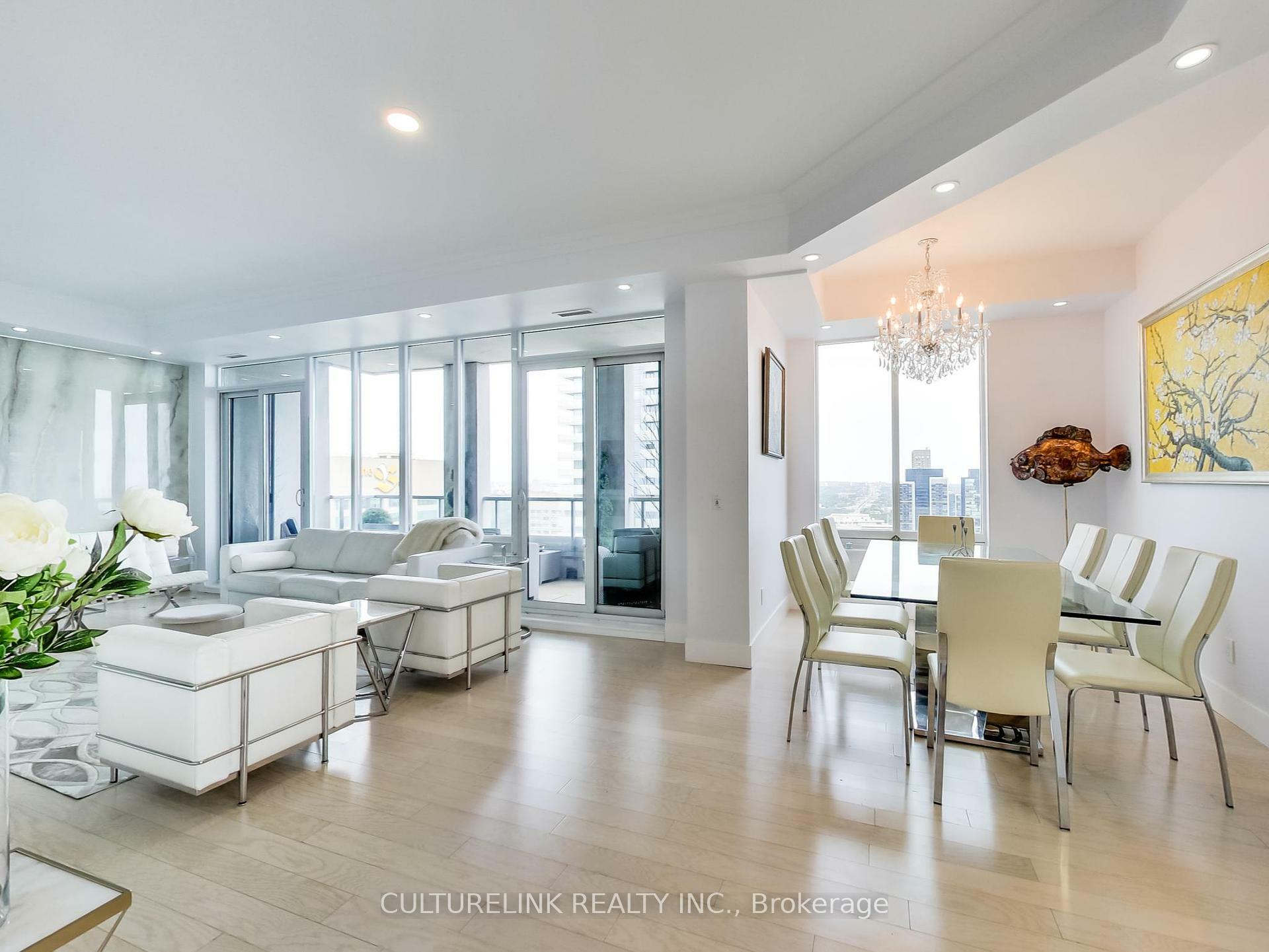 Property Photo: 35 Balmuto Street 4402 ON M4Y 0A3