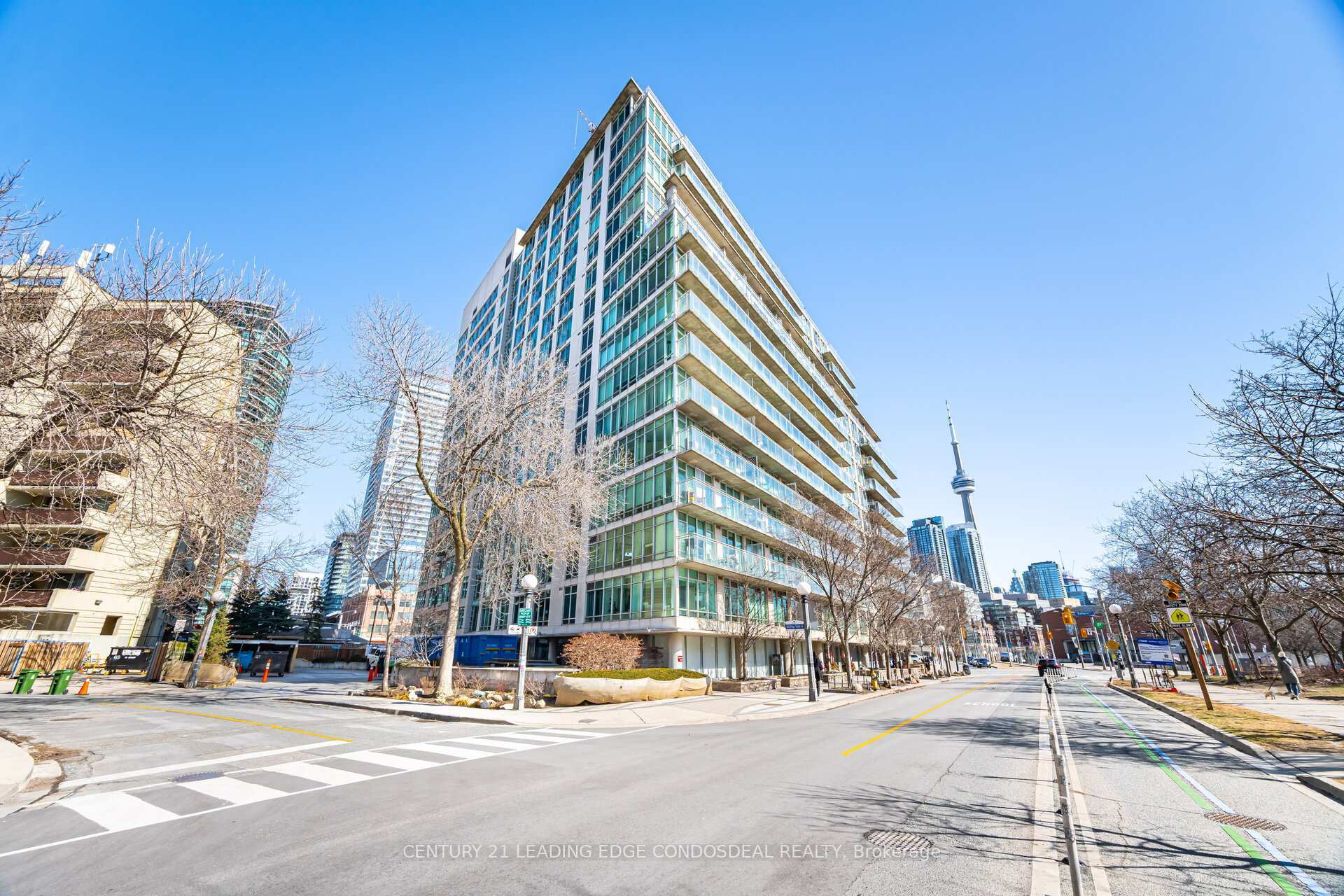 Property Photo:  650 Queens Quay W 620  ON M5V 3N2 