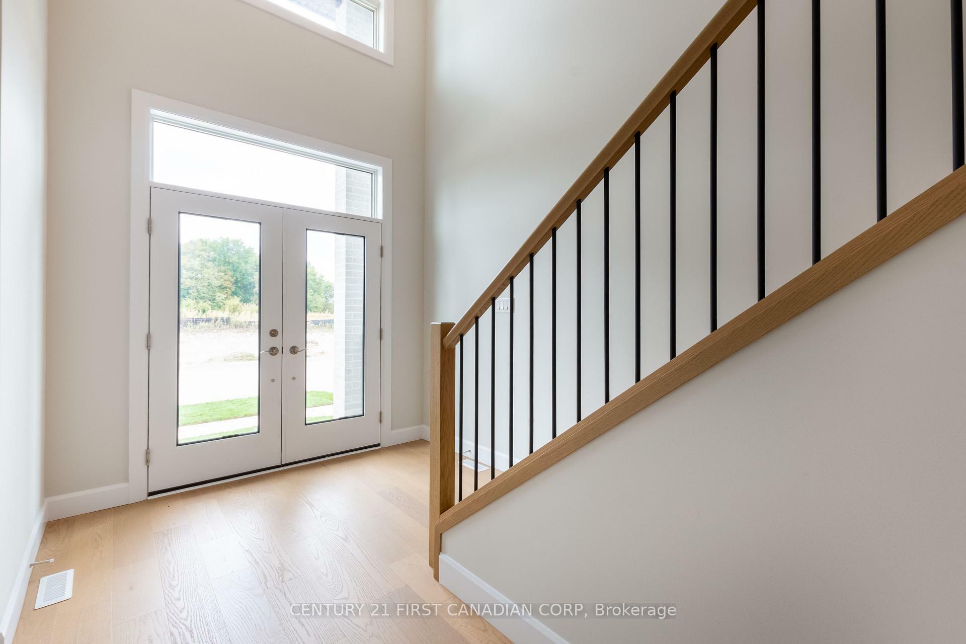 Property Photo: 6453 Royal Magnolia Avenue W ON N6P 0K2