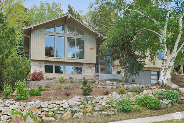Property Photo: 8971 S Alpen Way E UT 84121