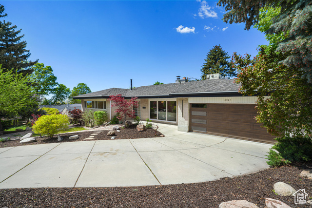 Property Photo: 3501 E Loren Von Dr UT 84124