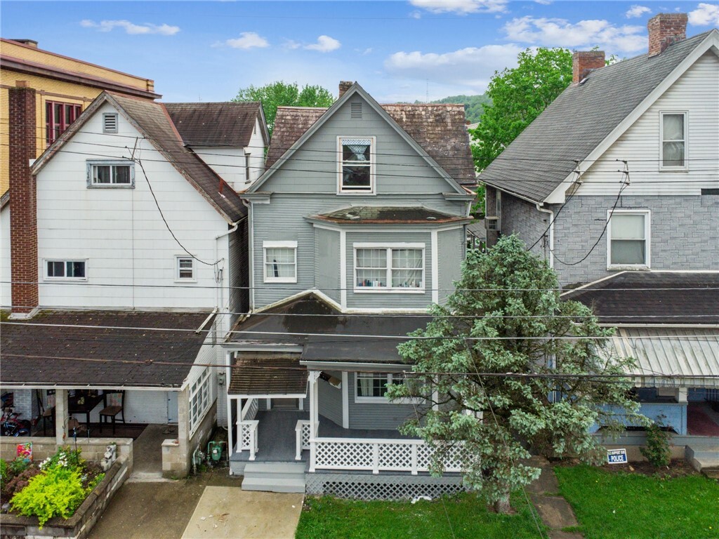 Property Photo: 425 Agatha PA 15140