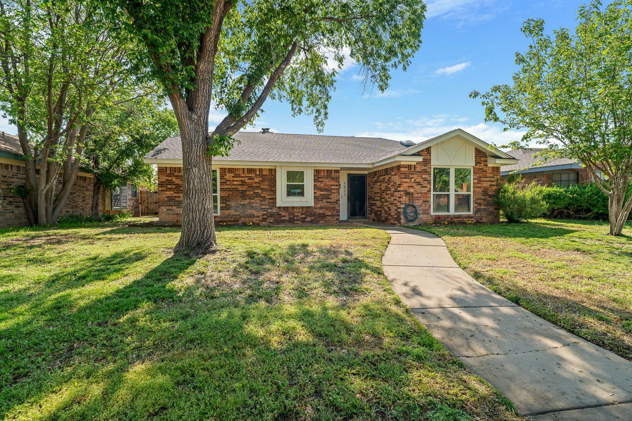 Property Photo:  5821 Winkler Drive  TX 79109-7139 