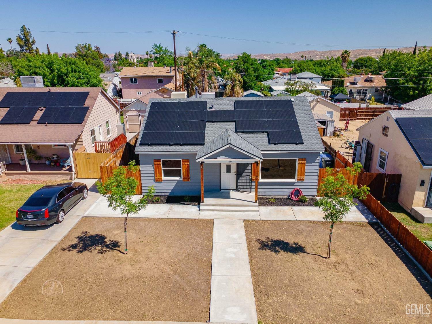 Property Photo:  110 E Lucard Street  CA 93268 