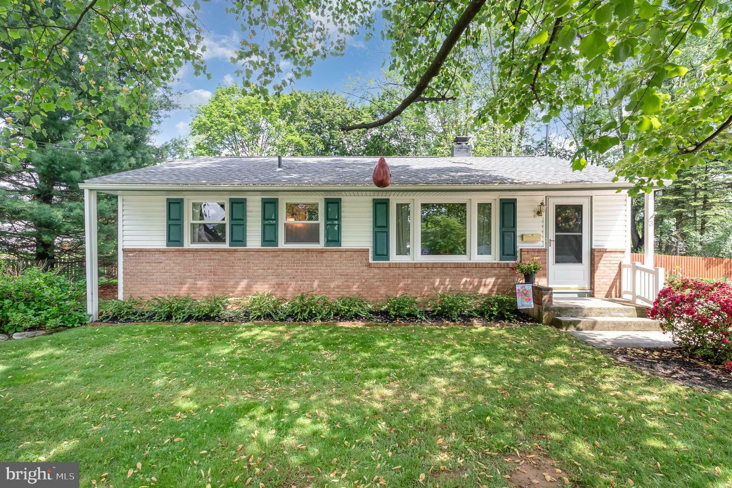 Property Photo: 3 Sussex Circle PA 17011