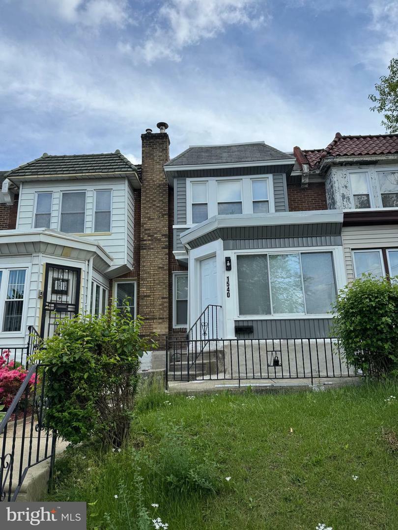 1540 Roselyn Street  Philadelphia PA 19141 photo