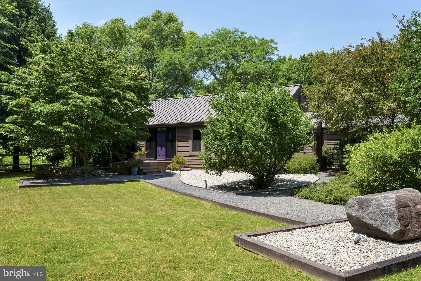 357 Cold Soil Road  Princeton NJ 08540 photo