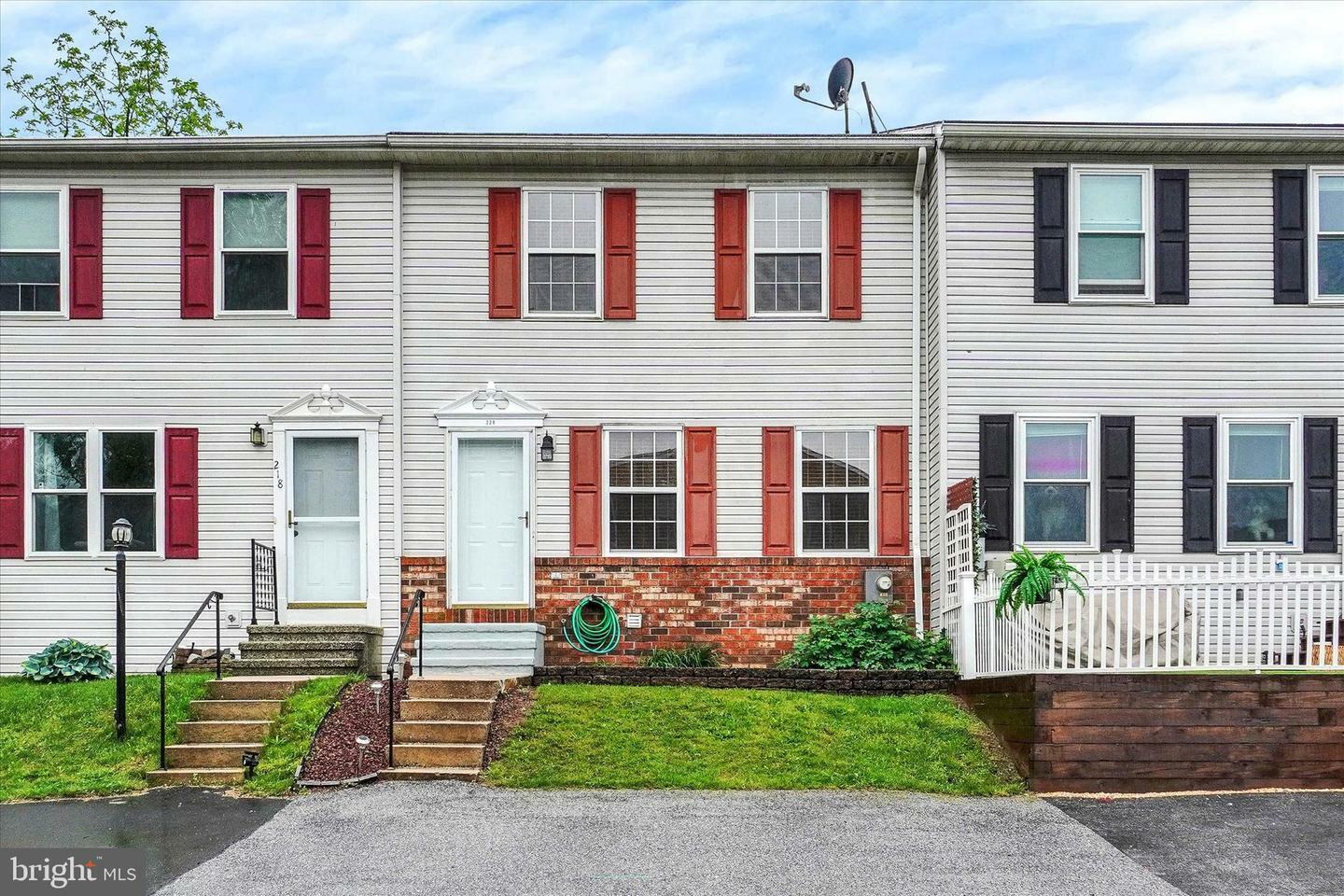 Property Photo: 220 White Dogwood Drive PA 17319