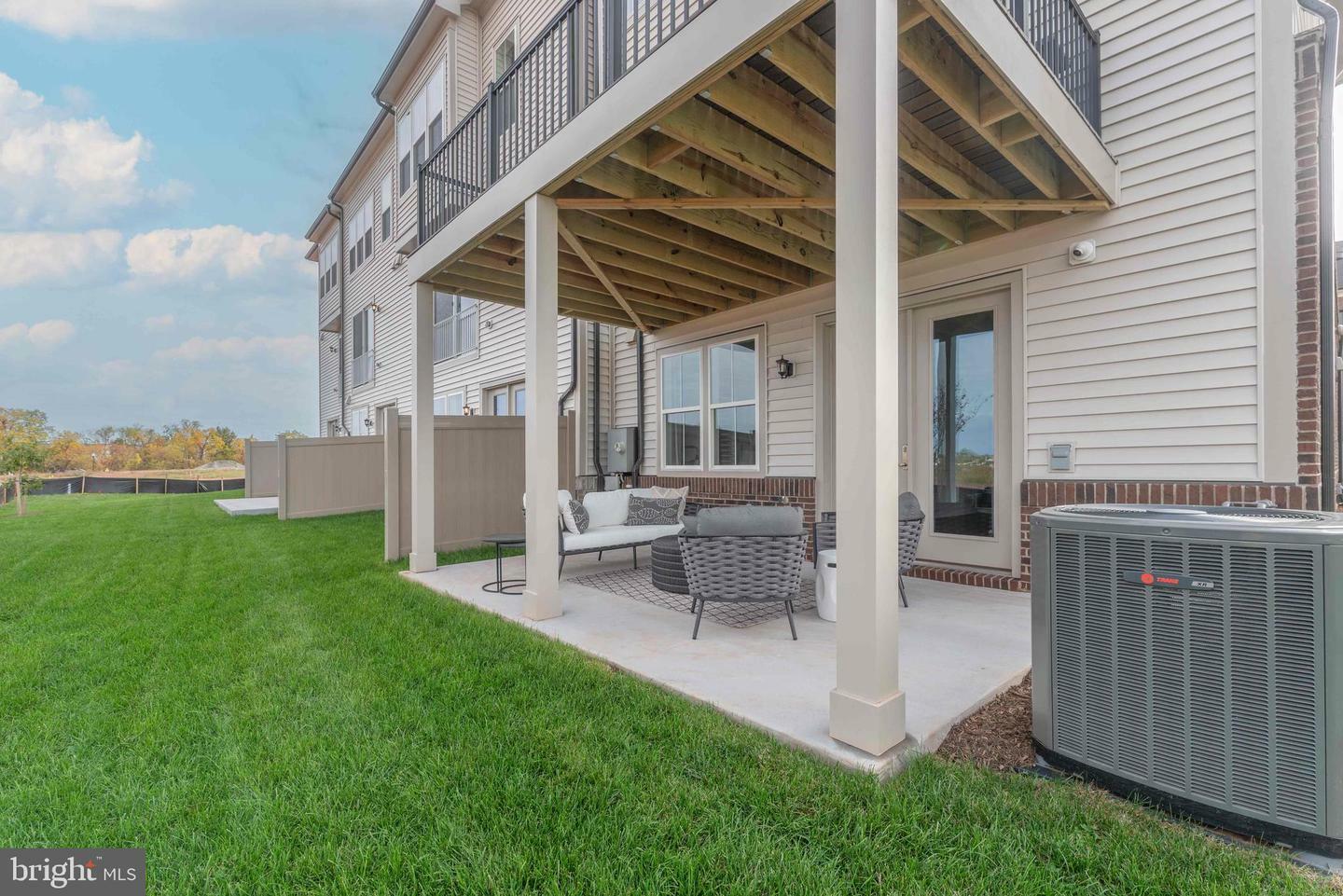 Property Photo: 23675 Hardesty Terrace VA 20148