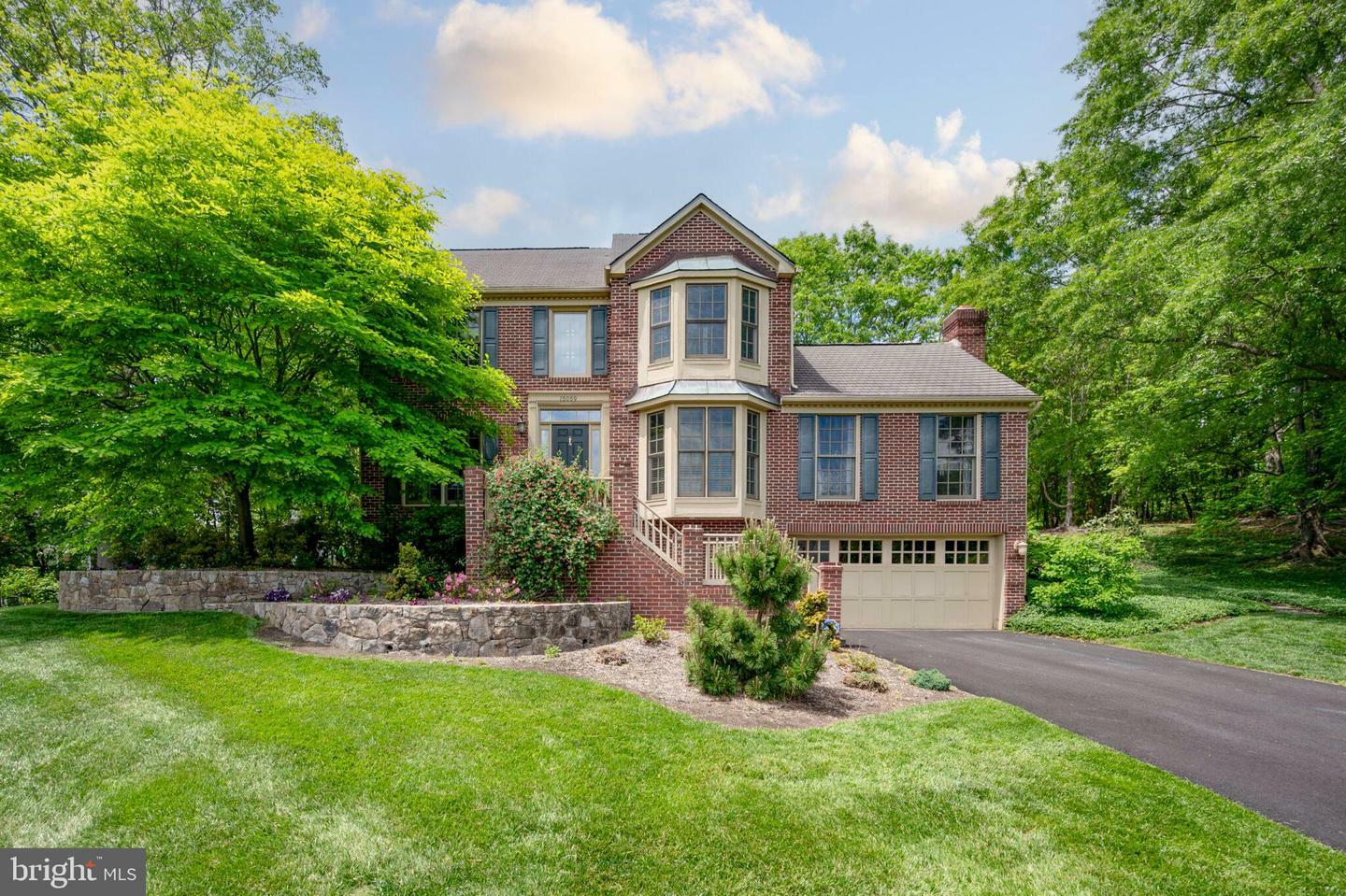 Property Photo: 15069 Brown Post Lane VA 20121