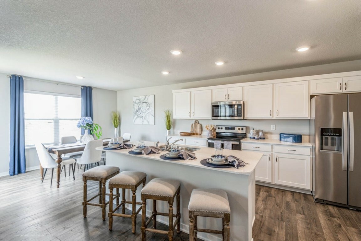 Property Photo: 719 Thomas Street IA 52340