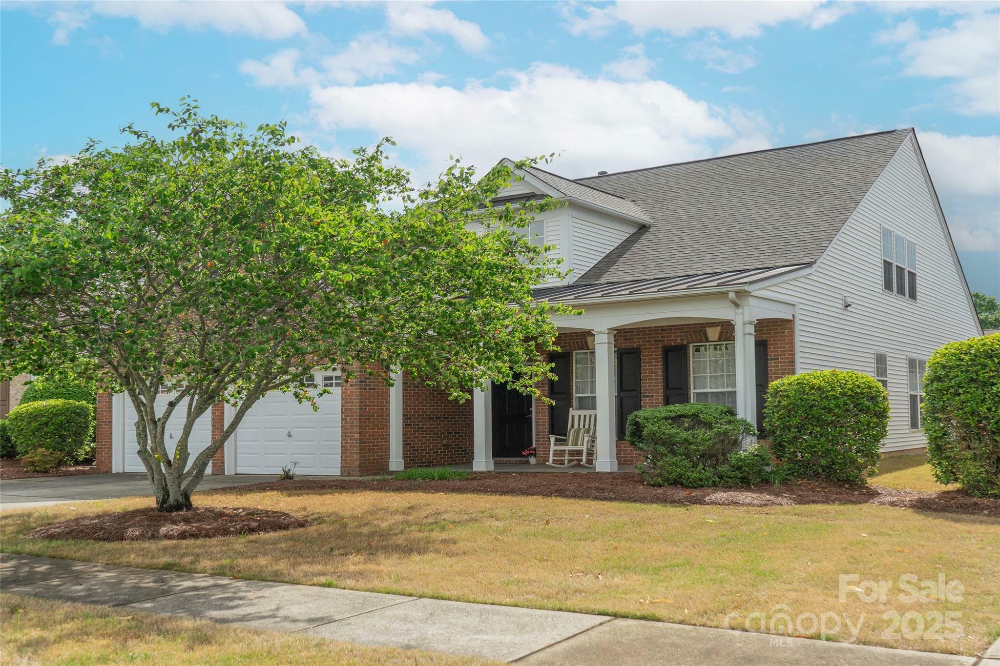 Property Photo: 6310 Highland Commons Road NC 28269
