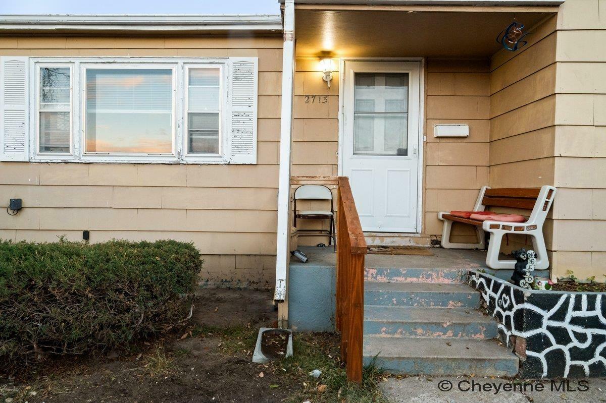Property Photo:  2713 E 12th St  WY 82001 