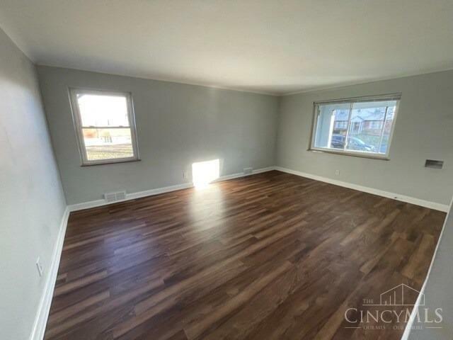 Property Photo: 1020 Elm Park Drive OH 45216