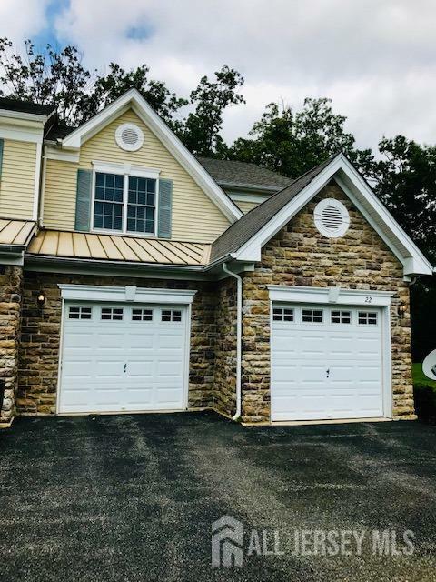 Property Photo: 22 Nestlewood Way NJ 08540