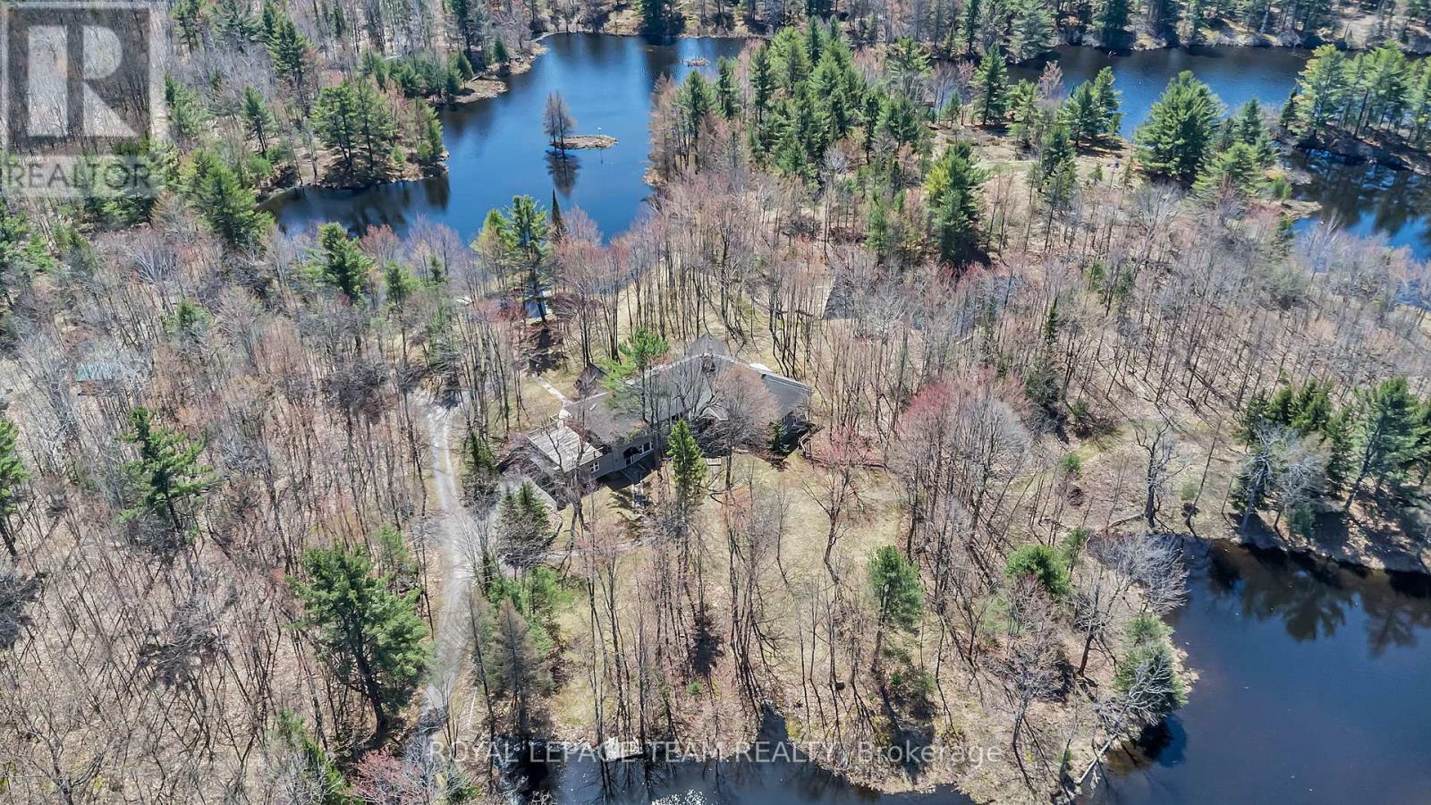 Property Photo: 297 John Aselford Driveway Drive ON K2W 1A8