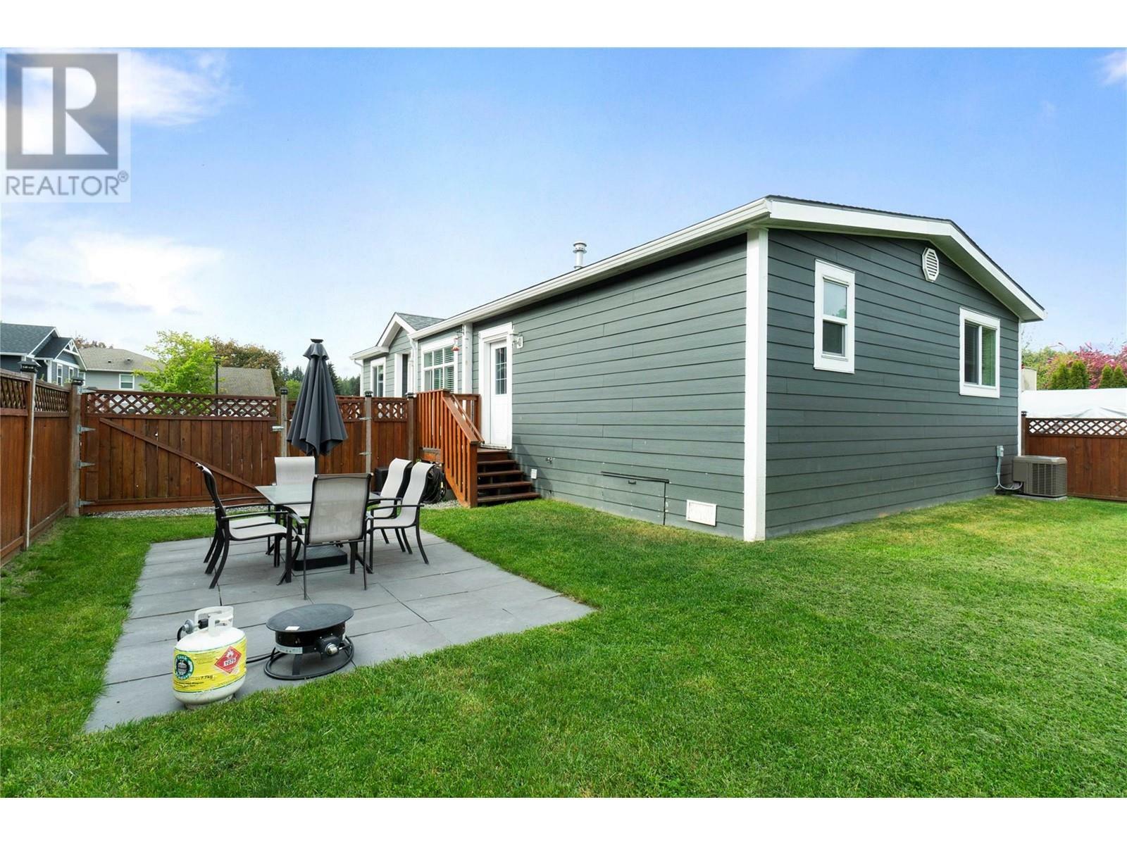 Property Photo: 5441 73 Avenue Northeast BC V1E 1K0