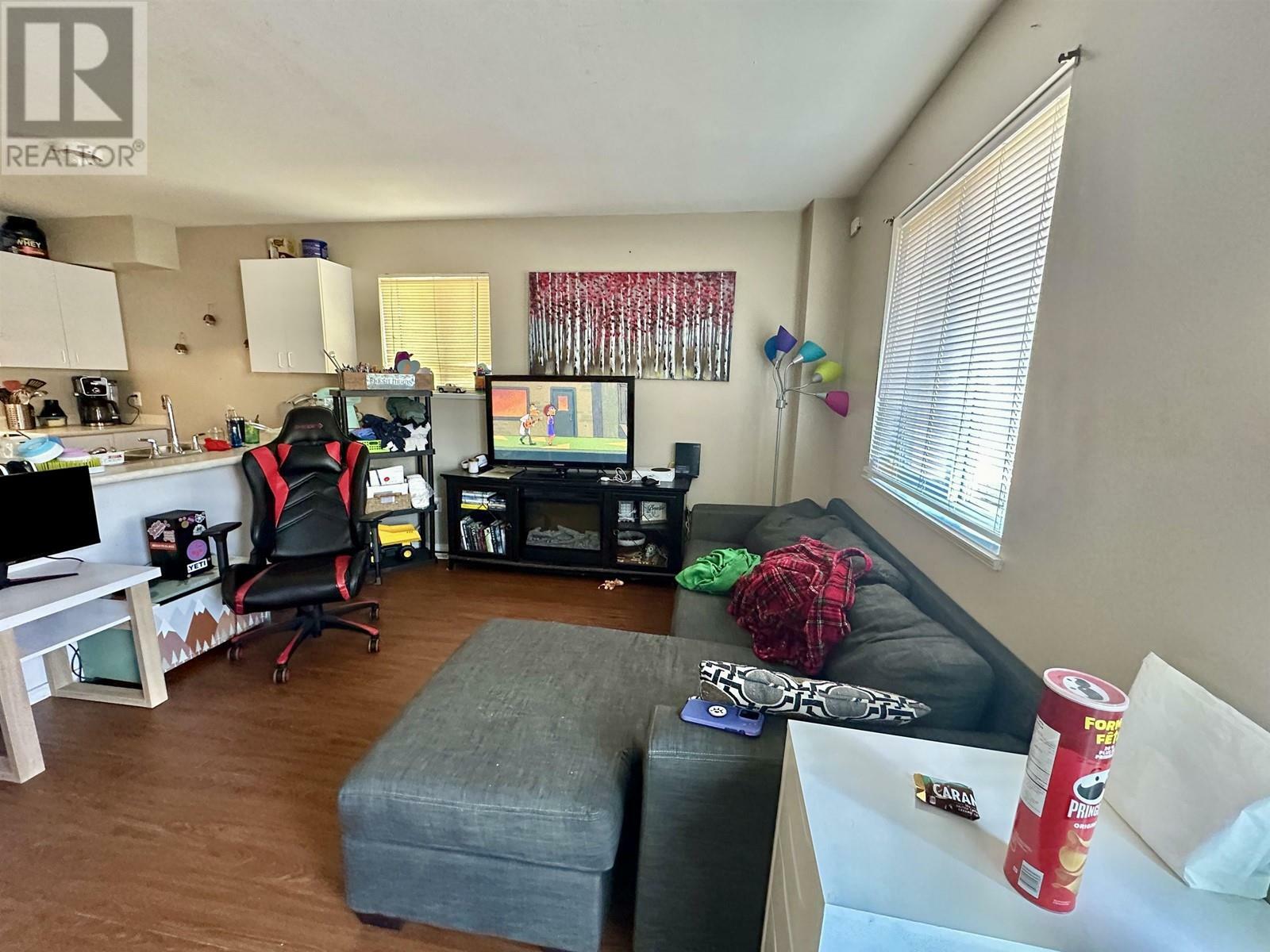 Photo de la propriété: 8328 92 Avenue 105 BC V1J 6X2
