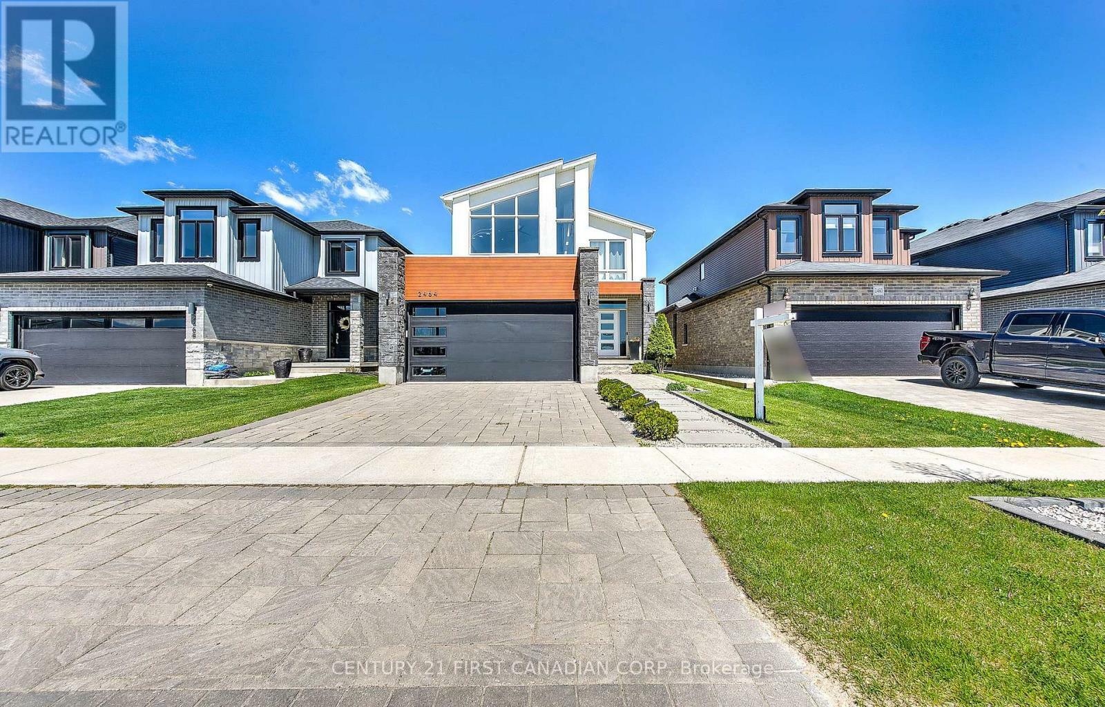 Property Photo: 2464 Buroak Drive ON N6G 0L5